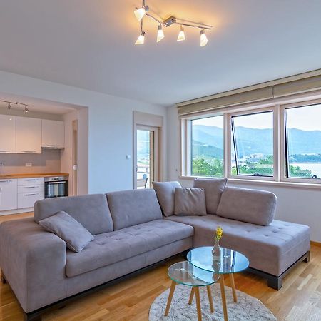 Luxury Seaside Apartments Budva Ngoại thất bức ảnh