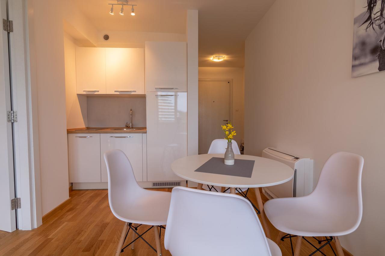 Luxury Seaside Apartments Budva Ngoại thất bức ảnh