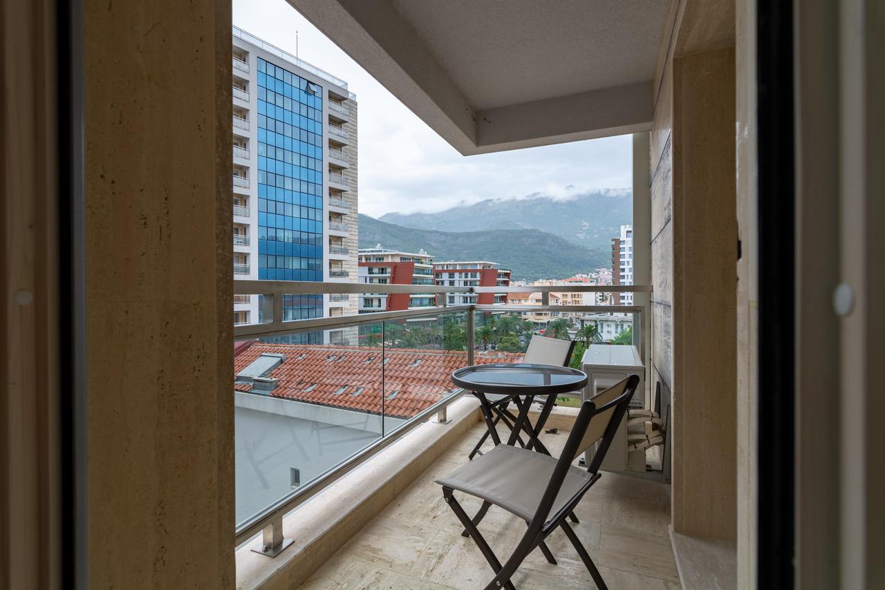 Luxury Seaside Apartments Budva Ngoại thất bức ảnh
