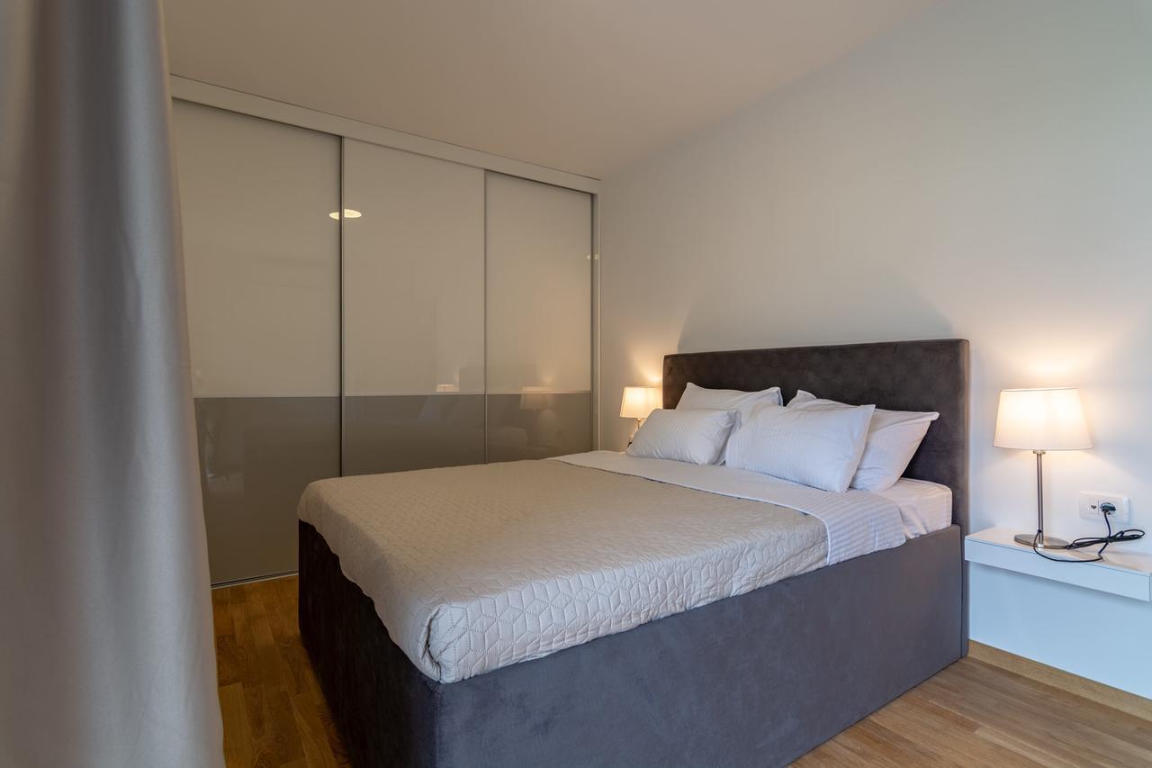 Luxury Seaside Apartments Budva Ngoại thất bức ảnh