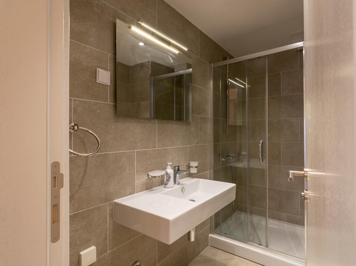 Luxury Seaside Apartments Budva Ngoại thất bức ảnh